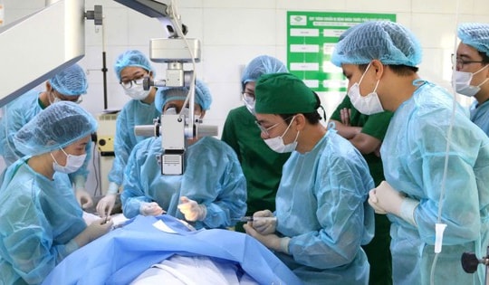 Thêm cơ hội hồi sinh ánh sáng cho bệnh nhân mù lòa nhờ ghép giác mạc