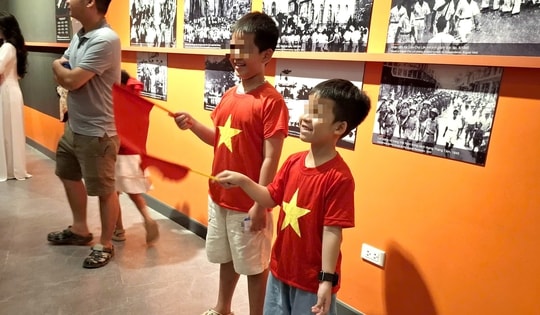 Cách nào giúp trẻ thêm yêu và hiểu về ngày Lễ Quốc khánh 2/9?