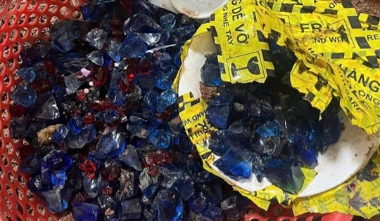 Livestream bán đá 'đổ thạch' lừa đảo khoảng 10 tỷ đồng