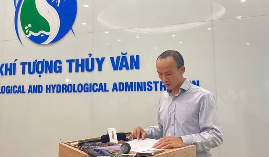 Bão số 5 gây mưa lớn trên đất liền từ đêm nay