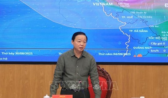 Phó Thủ tướng Trần Hồng Hà: Người dân vùng bão ảnh hưởng không ra đường từ 11 - 18 giờ ngày 25/8