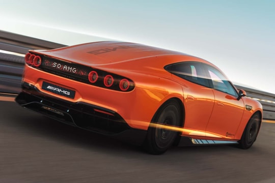 Xe điện Mercedes-AMG lập kỷ lục đi vòng quanh thế giới trong 8 ngày