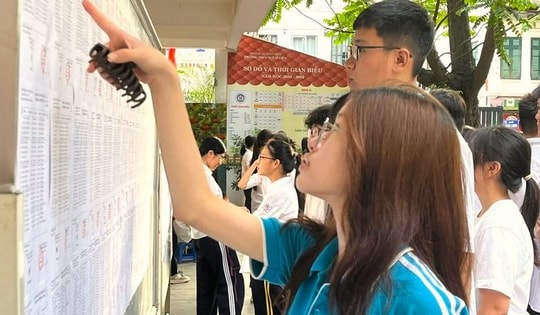 Chỉ hơn 5 điểm/môn, vẫn đỗ loạt đại học top đầu