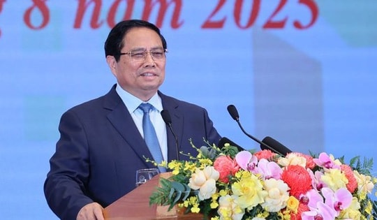 Thủ tướng: Việc xóa 334.234 căn nhà tạm, dột nát sớm hơn 5 năm là một kỳ tích