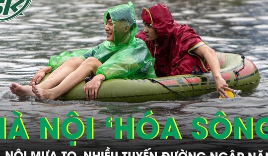 Hà Nội mưa trắng trời, nhiều tuyến đường hóa ‘sông’, giao thông ách tắc nghiêm trọng