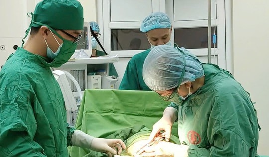 Cứu sống ca rau bong non nguy hiểm tại Quảng Ninh