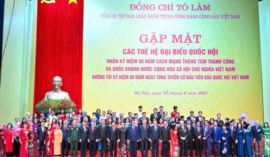 Tổng Bí thư Tô Lâm gặp mặt gần 2.000 ĐBQH qua các thời kỳ