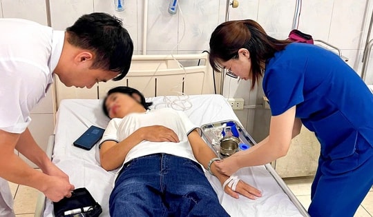 Người phụ nữ bất ngờ lên cơn co giật, mất ý thức trên phố được bác sĩ cứu sống