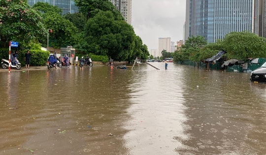 Mưa lớn dài ngày ở miền Bắc, miền Trung, đề phòng ngập úng