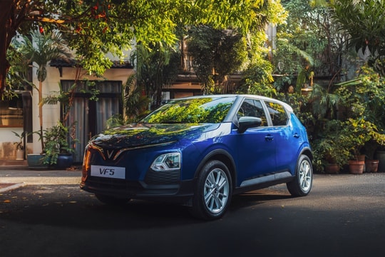 Mua ô tô dưới 500 triệu đồng với VinFast VF 5