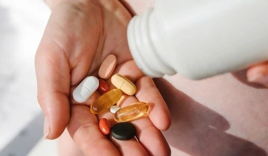 Thời điểm nào trong ngày uống vitamin tổng hợp là tốt nhất?