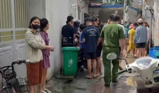 Tá hỏa phát hiện 2 anh ruột em tử vong và bà nội bị thương nặng tại khu trọ