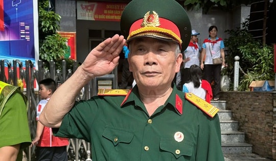 Người cựu chiến binh tìm lại ký ức 40 năm trong đội hình diễu binh 2/9/1985