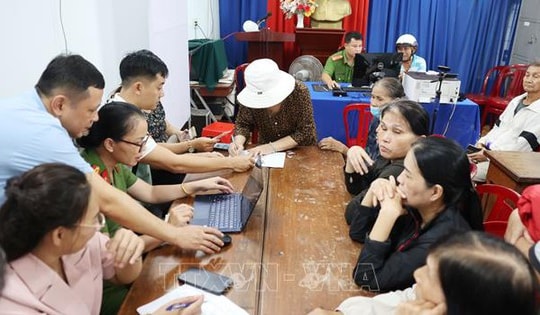 Thủ tướng chỉ đạo đẩy nhanh việc tặng quà nhân dân dịp Quốc khánh 2/9