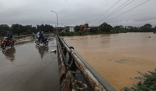 Những khu vực ở Hà Nội còn ngập lụt do lũ trên sông dâng cao