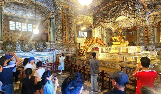 Doanh thu du lịch Huế, Quảng Trị tăng mạnh dịp nghỉ lễ 2/9