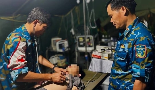 Đêm không ngủ ở lều quân y A80