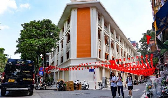 Gần 1,7 triệu thầy cô giáo và 30 triệu học sinh, sinh viên tham dự lễ khai giảng đặc biệt