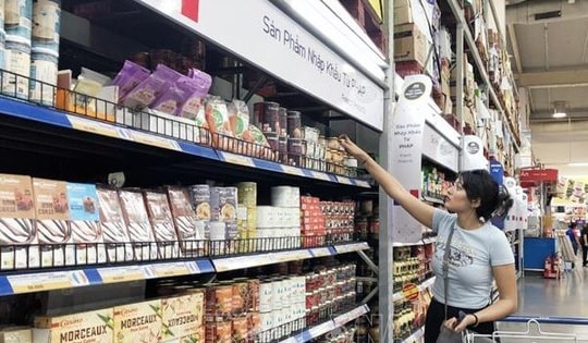 Giám sát chặt chẽ biến động giá cả thị trường