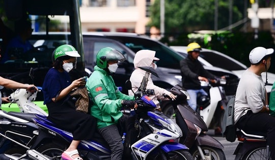 Vì sao miền Bắc nắng nóng gay gắt giữa tiết trời mùa Thu?