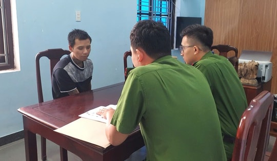 Bắt quản trị Fanpage 'Tin Việt - Cam' đăng tin bịa đặt, chiếm đoạt tài sản