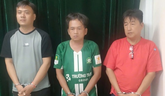 TPHCM: Bắt khẩn cấp 2 YouTuber về tội gây rối trật tự công cộng