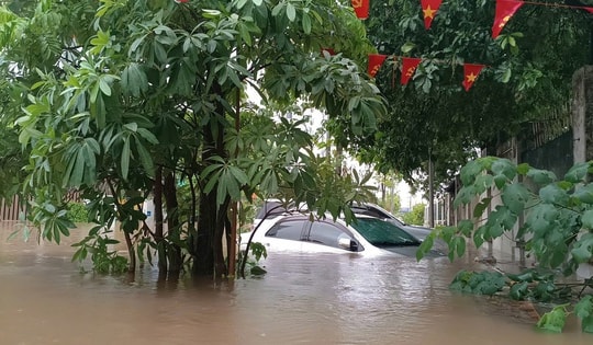 Bão số 7 suy yếu thành áp thấp nhiệt đới, miền Bắc sắp
mưa lớn