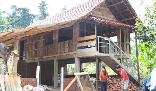 Quảng Ngãi về đích sớm 2 tháng trong chương trình xóa nhà tạm, nhà dột nát