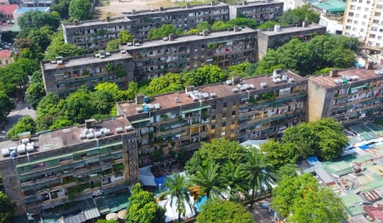 Dân mất ăn mất ngủ vì sống trong chung cư xuống cấp