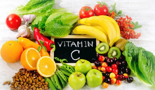 Vitamin và khoáng chất quan trọng như thế nào trong chế độ ăn của người nhiễm HIV