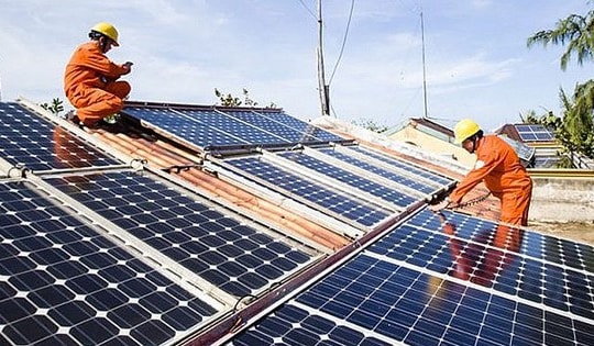 Vì sao xử phạt người lắp điện mặt trời mái nhà mà không đăng ký?