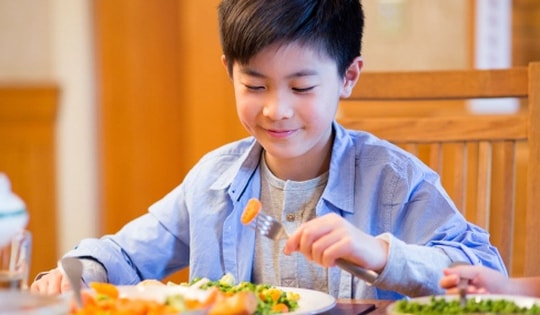 Bí quyết giúp con bạn luôn khỏe mạnh và thông minh: Điều cần làm ngay từ trong bào thai!