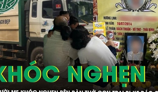 Người mẹ khóc nghẹn bên bàn thờ con trai bị xe rác cán tử vong trong trường, yêu cầu làm rõ vụ việc
