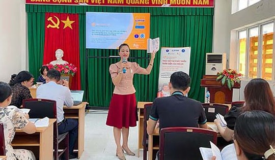 Tập huấn giảng viên tuyến tỉnh thuộc Chương trình 'Thúc đẩy sự phát triển toàn diện của trẻ em thông qua đào tạo kỹ năng làm cha mẹ tích cực'