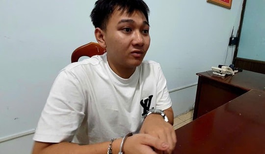 Thanh niên dùng ly thủy tinh ném chết bạn nhậu trong đám giỗ