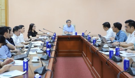 Xây dựng Đề án miễn viện phí toàn dân đáp ứng nhu cầu chăm sóc sức khỏe của nhân dân ngày càng cao