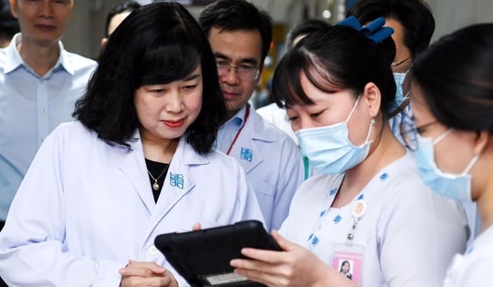 Bộ trưởng Đào Hồng Lan: Ngành Y tế sẽ quyết liệt, đồng bộ và minh bạch các giải pháp để đưa Nghị quyết 72 vào cuộc sống