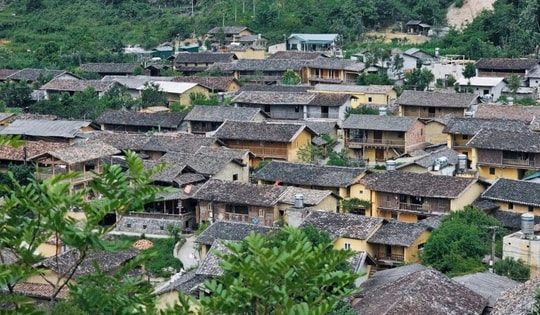 Tuyên Quang: Kiểm tra thông tin giá dịch vụ ở Lô Lô Chải bị tố đắt gấp 3 lần