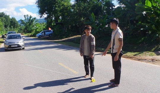 Bắt giữ nhóm thiếu niên truy đuổi khiến 2 thanh niên ngã xe tử vong