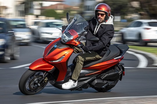 Bảng giá xe máy hãng Piaggio mới nhất tháng 9/2025