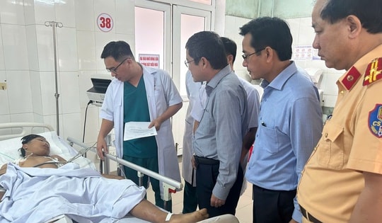 Tập trung tối đa cho công tác cứu chữa nạn nhân vụ xe tải lao vào chợ