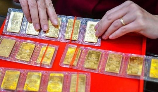 Giá vàng hôm nay ngày 17/9 neo ở mức cao