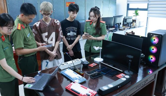 Hai thanh niên livestream 'tài - xỉu' lừa hàng nghìn bị hại