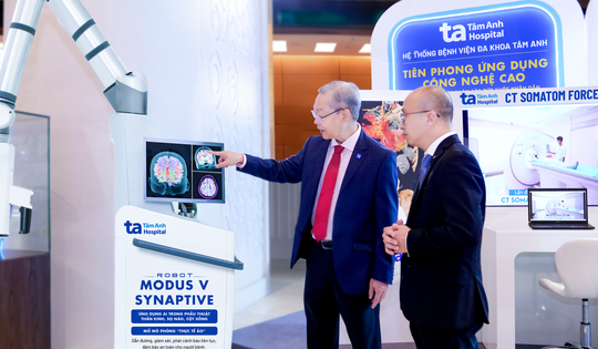 Bệnh viện Đa khoa Tâm Anh giới thiệu công nghệ Robot, AI tại tòa nhà Quốc hội