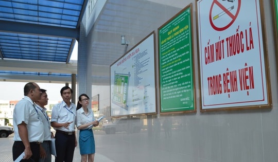 Xây dựng cơ sở y tế không khói thuốc để bảo vệ sức khỏe cộng đồng