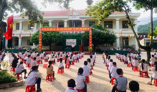 Sở GD&ĐT Nghệ An lên tiếng việc nữ giáo viên ung thư đi biệt phái