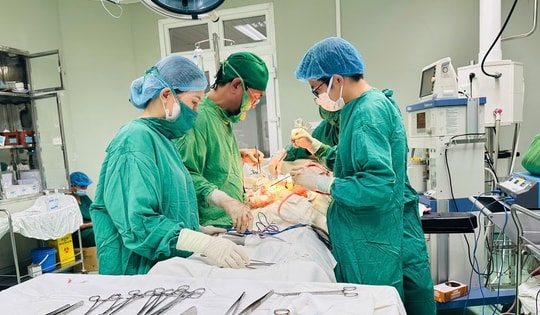 Cuộc phẫu thuật sinh tử giữa tâm bão Kajiki