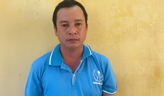 Xâm phạm mồ mả, tài xế lái máy xúc bị khởi tố bắt giam