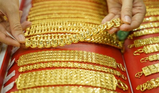 Giá vàng hôm nay ngày 22/9 tiếp tục tăng mạnh