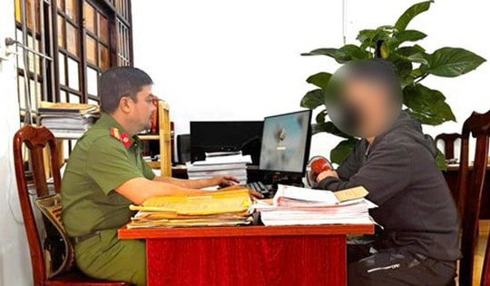 Thanh niên 17 tuổi dựng kịch bản 'giúp lấy lại tiền', lừa 325 người